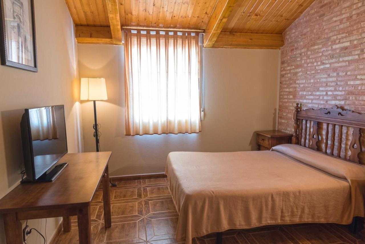 Hotel-Restaurante La Sima Castillo de Garcimuñoz المظهر الخارجي الصورة